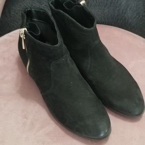 Aldo booties with zipper